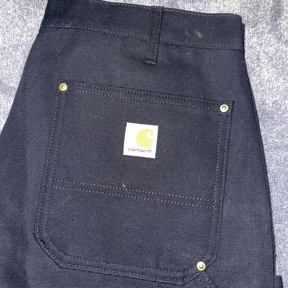 Carhartt double-front utility work pants
Size 36x30